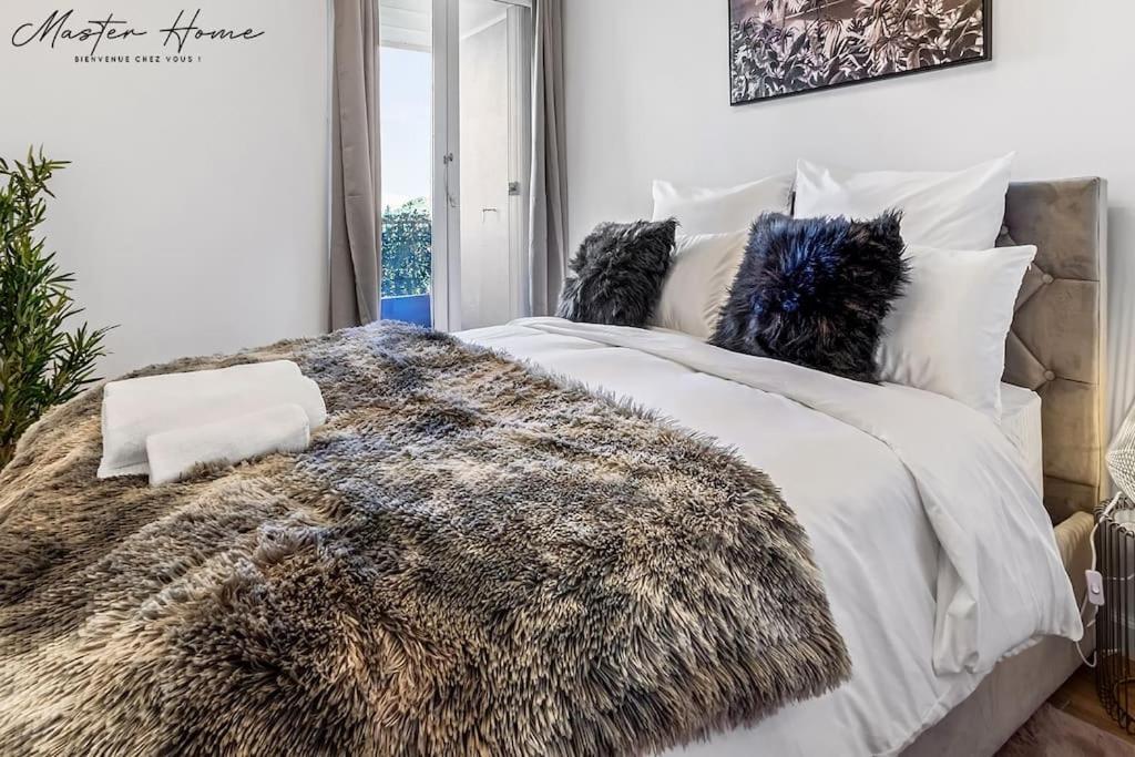 Gout De Luxe A Narbonne T3 Climatise, Spa, Parking Екстер'єр фото